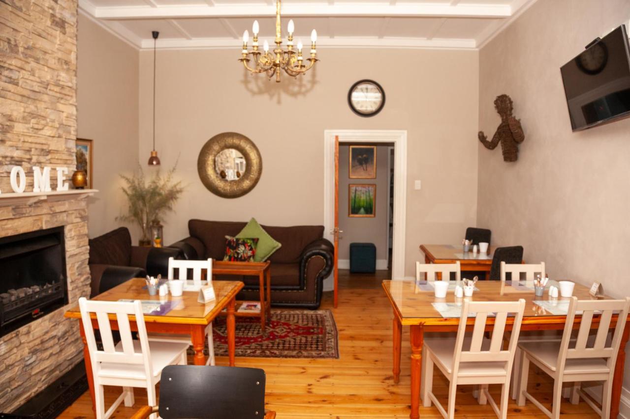 De Akker Guest House Oudtshoorn Extérieur photo
