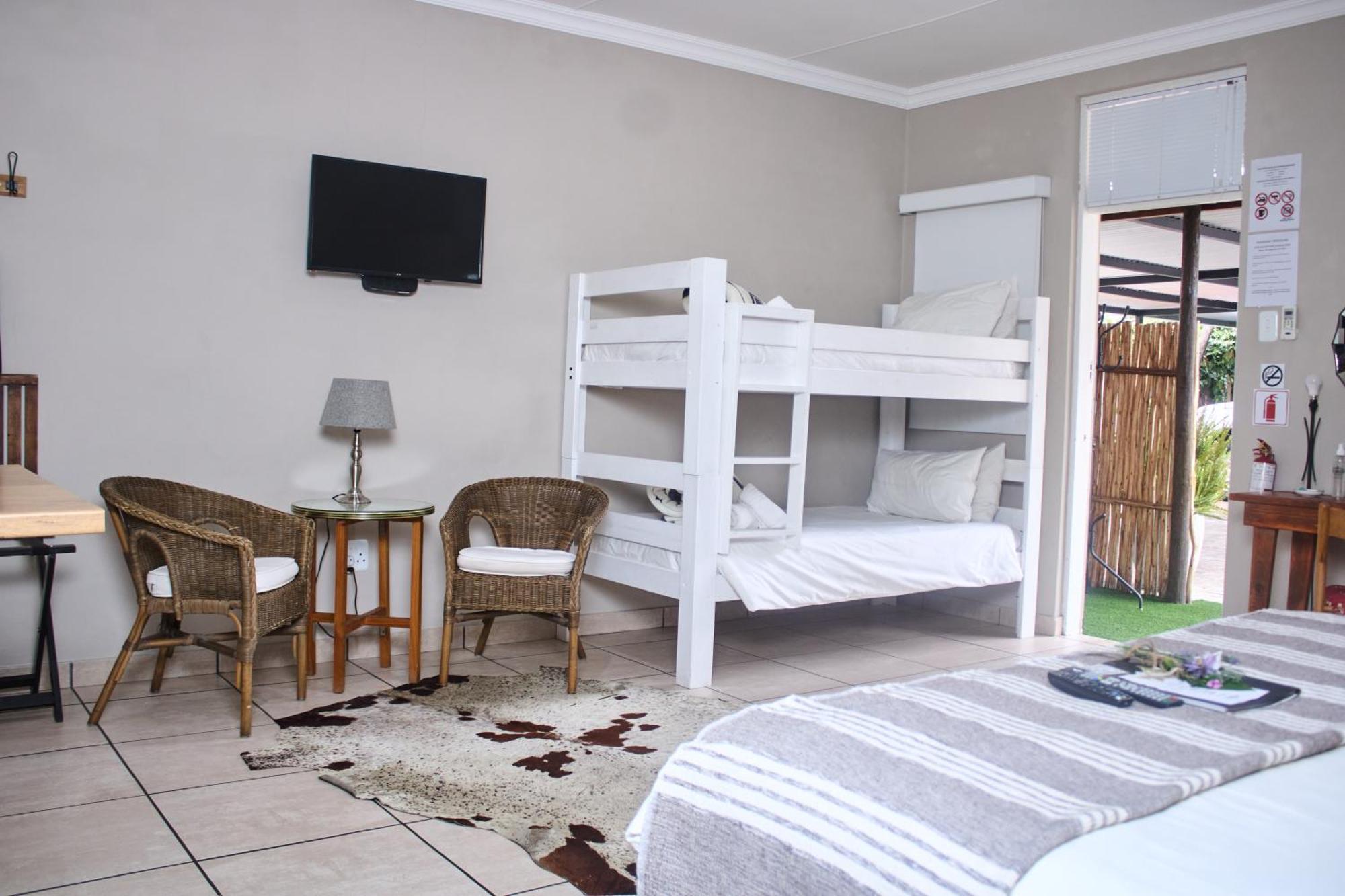 De Akker Guest House Oudtshoorn Extérieur photo